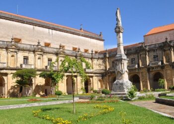 Mosteiro de Santa Clara-a-Nova