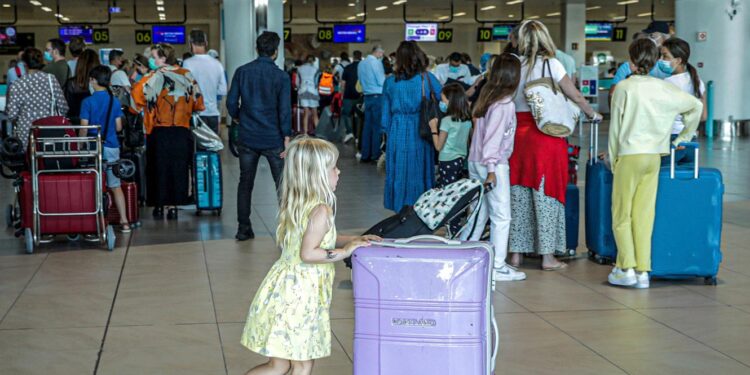 Mais de 27.000 autorizações de residência concedidas a britânicos em Portugal 11 britânicos em Portugal