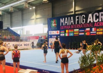 ginástica acrobática