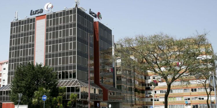 Trabalhadores da agência Lusa aprovam greve de quatro dias 11 lusa