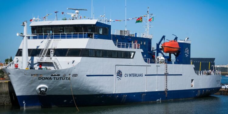 Cabo Verde. Transportes marítimos 80% mais caros para não residentes 11 Cabo Verde