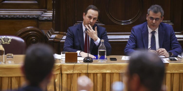 TAP. Presidente da Iniciativa Liberal questiona: "Qual é o parecer de Costa sobre este festival de incoerência?" 11 TAP. Presidente da Iniciativa Liberal questiona: "Qual é o parecer de Costa sobre este festival de incoerência?"