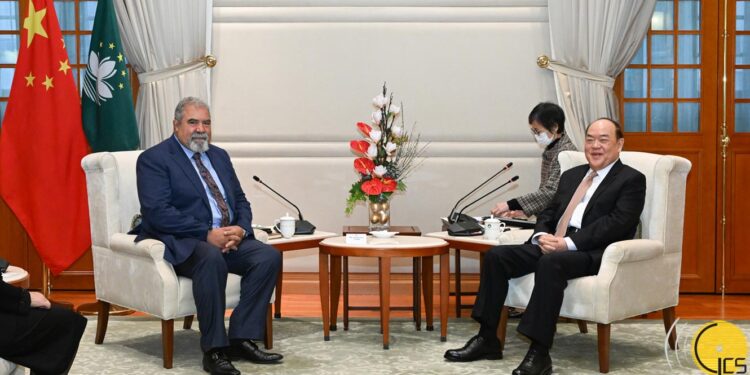 Chefe do Executivo de Macau, Ho Iat Seng, teve encontro com o presidente do Fórum dos Empresários de Língua Portuguesa, Francisco Viana 11 Ho Iat Seng