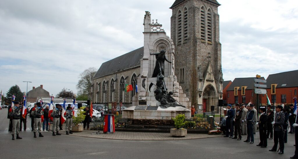 França. Cerimónias da batalha de La Lys homenagearam soldados portugueses 14 França. Cerimónias da batalha de La Lys homenagearam soldados portugueses