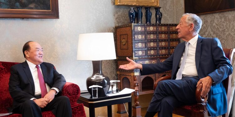 Macau. Ho Iat Seng, Chefe do Executivo, vsitou Portugal com promessas de maior cooperação política 11 Macau. Ho Iat Seng