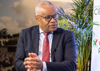 Ministro das Comunidades Jorge Santos