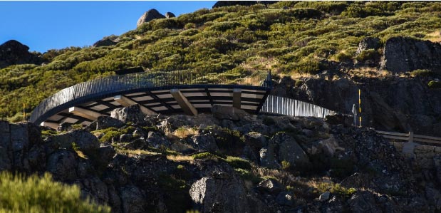 Há novo miradouro na serra da Estrela: uma “levitação sobre a paisagem” do Covão 12 Miradouro do Covão
