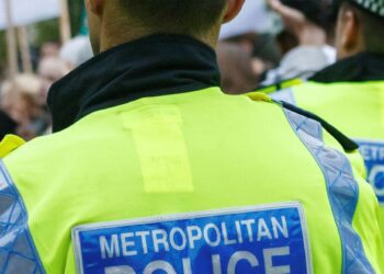 Reino Unido. Português de 20 anos morto à facada em Londres