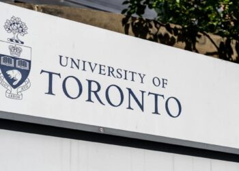 Universidade de Toronto