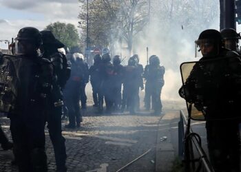 protestos contra a reforma Franca