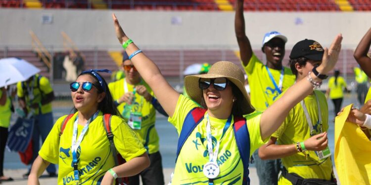 Fundação Santander oferece bolsas de 750 euros a voluntários da JMJ 11 voluntários da JMJ