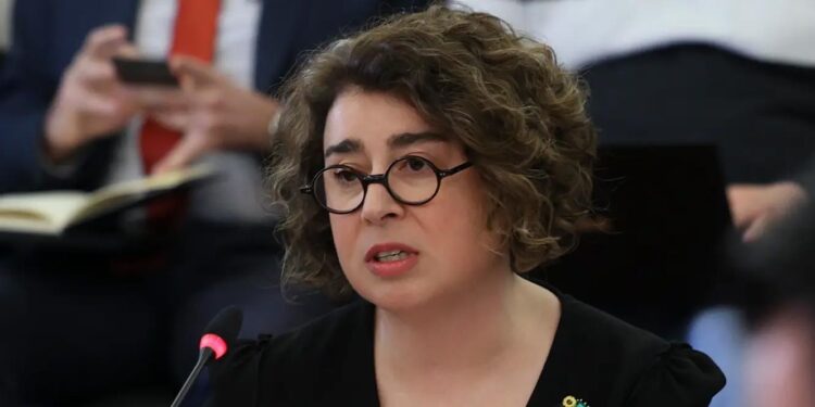 Alexandra Reis, ex-administradora, devolve mais de 266 mil euros à TAP que não explica o valor exigido 11 Alexandra Reis TAP