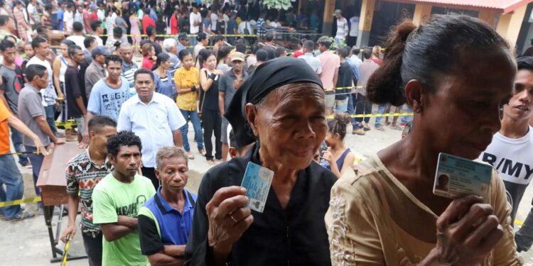 Timor-Leste - Legislativas. Xanana à frente de Alkatiri no arranque da contagem dos votos 11 Timor-Leste - Legislativas