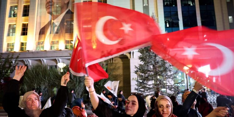 Turquia. Autoridades eleitorais confirmam segunda volta a 28 de maio 11 Turquia