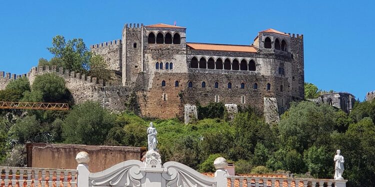Recriação vai juntar mil figurantes para recordar como era Leiria em 1923 11 castelo de leiria