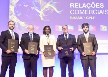 do comércio exterior