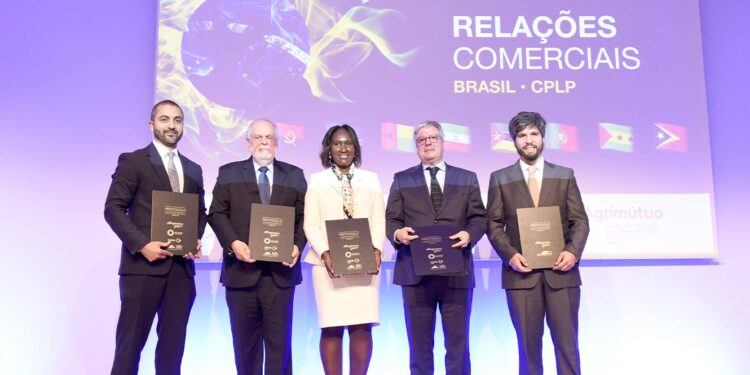 do comércio exterior