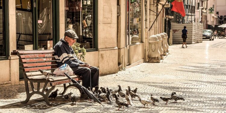 Peritos europeus em Coimbra para encontrar soluções para a perda demográfica 11 perda demográfica