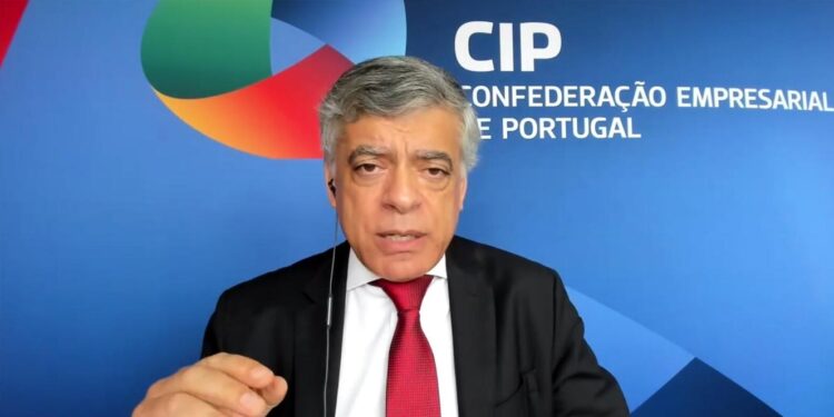 Isenção do IVA: presidente da CIP fala num "copo de água para um incêndio" 11 presidente da CIP
