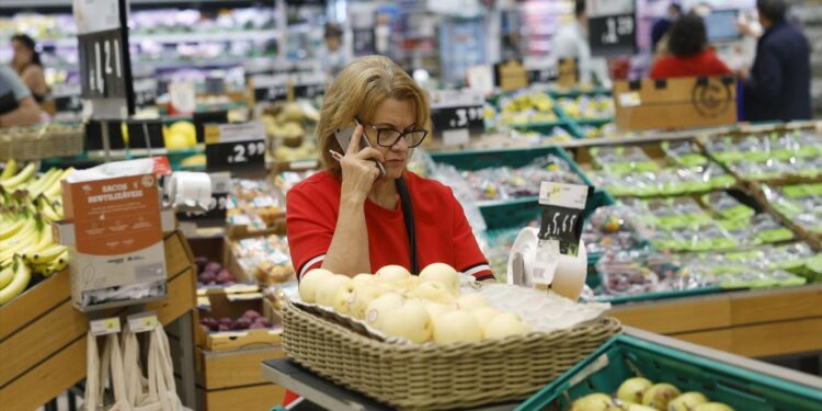supermercado mulher as compras