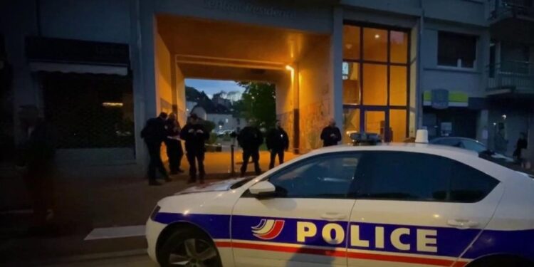 França. Português de 19 anos entre os feridos do tiroteio de Villerupt 11 tiroteio de Villerupt