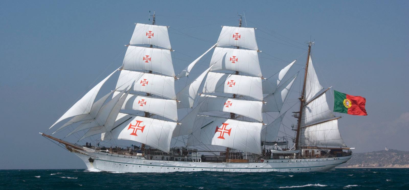 Navio-Escola Sagres inicia viagem rumo à América do Sul 12 Navio-Escola Sagres
