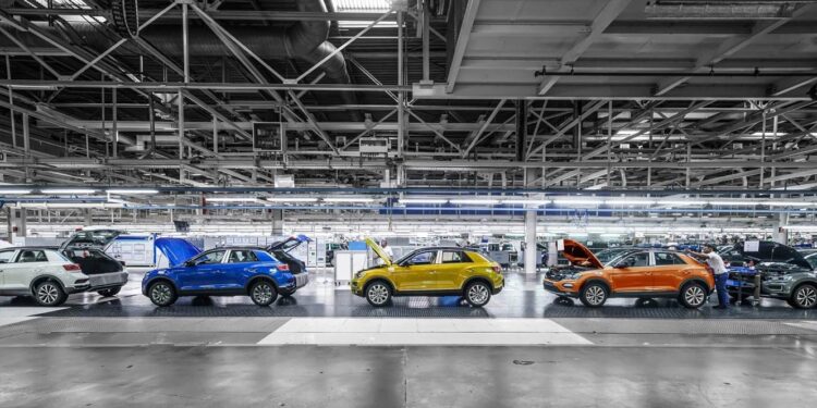 Governo prepara incentivo à Autoeuropa para fabricar nova geração de carros elétricos em Palmela 11 Autoeuropa