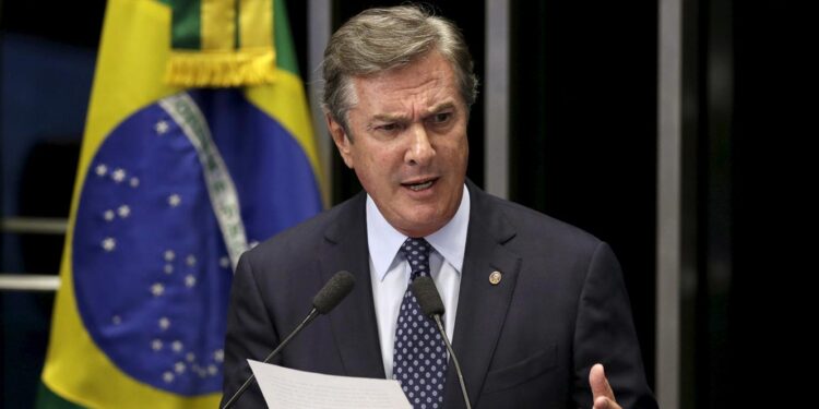 Brasil. Ex-presidente Collor de Mello condenado a oito anos e 10 meses de prisão 11 Collor de Mello