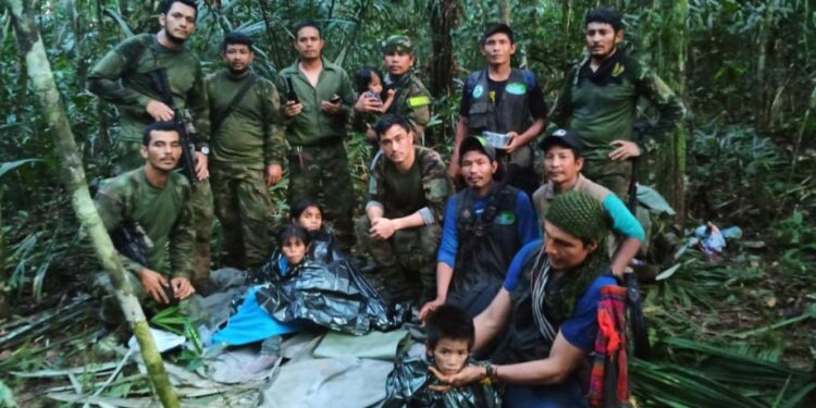 Colômbia. Quatro crianças resgatadas depois de passarem 40 dias na selva 11 Colômbia. Quatro crianças