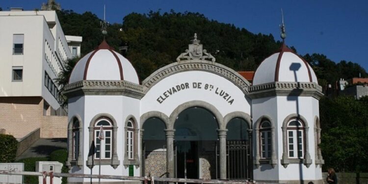 Funicular de Viana retoma viagens no 100º aniversário 11 Funicular de Viana