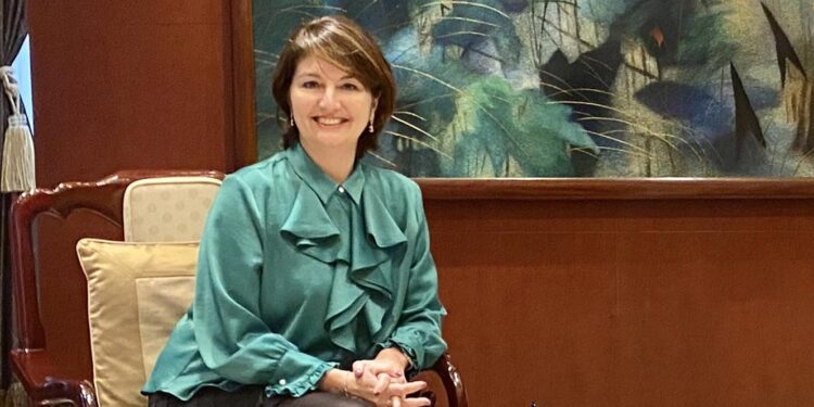 Macau nomeia nova chefe da delegação económica em Lisboa 11 Lucia Abrantes dos Santos