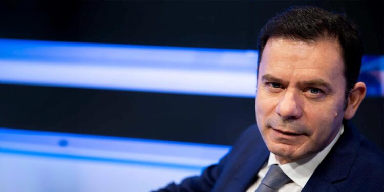 "Governo e primeiro-ministro são campeões da cobrança de impostos" 11 Luís Montenegro