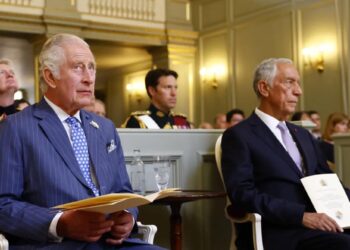 Marcelo Rebelo de Sousa com Rei Dom Carlos III