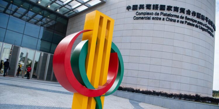 Comércio entre China e países lusófonos soma US$ 61 bilhões até abril 11 comercio China