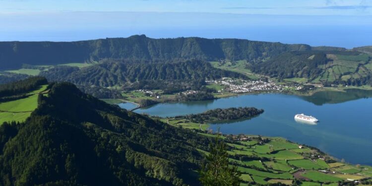 Açores batem novos máximos de escalas e passageiros de cruzeiros 11 cruzeiro acores