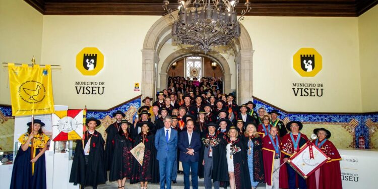 Confraria “Grão Vasco” une laços com o Brasil através das tradições viseenses 11 Confraria de Saberes e Sabores da Beira ‘Grão Vasco’, com sede em Viseu