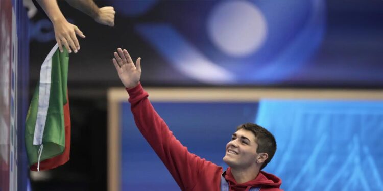 Natação. Português conquista histórica medalha de prata 11 Diogo Ribeiro Natação