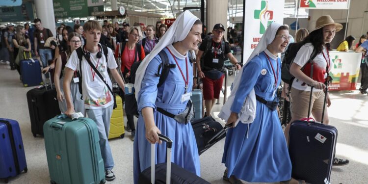 JMJ. Peregrinos de todo o mundo chegam unidos pela "linguagem do amor" 11 JMJ. Peregrinos de todo o mundo