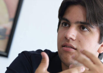 O mais jovem eleito no Luxemburgo é português 35 Luxemburgo Hugo da Costa