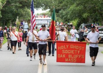 Orgulho português na festa do Espírito Santo