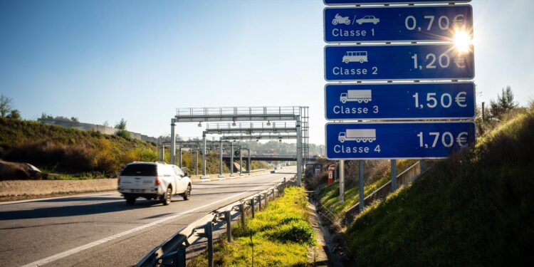 Ana Abrunhosa anuncia que Governo vai reduzir portagens das ex-SCUT "muito em breve" 11 SCUT portagens