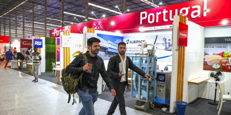 Empresários portugueses na Feira Internacional de Luanda enaltecem "oportunidades" 11 Tescoma Portugal