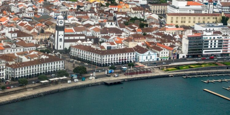 IL/Açores rejeita ser cúmplice e acusa PS de irresponsabilidade 11 ilha de sao miguel acores