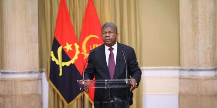 Angola. Presidente pede esforços para melhorar ambiente empresarial 11 presidente angolano, João Lourenço