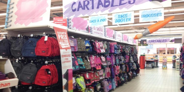 França. Regresso às aulas. Preço do material escolar sobe com a inflação 11 França. Regresso às aulas