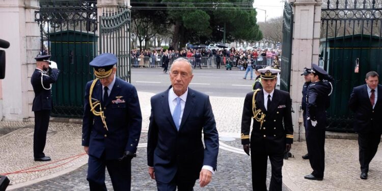 Presidente da República promulgou diploma que altera a "composição, organização e funcionamento" do Conselho das Comunidades Portuguesas 11 Marcelo Rebelo de Sousa