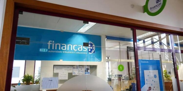 Repartições de Finanças só atendem com marcação prévia? "Inadmissível" 11 financas