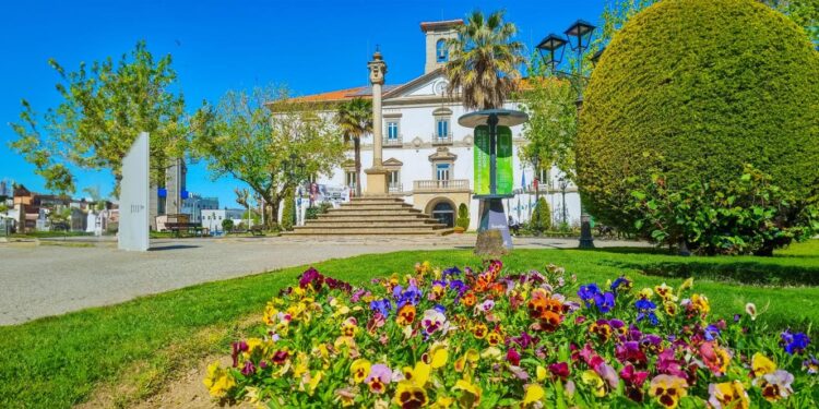 Conferência sobre migrações do Brasil para o centro de Portugal 11 Escola Profissional do Fundão