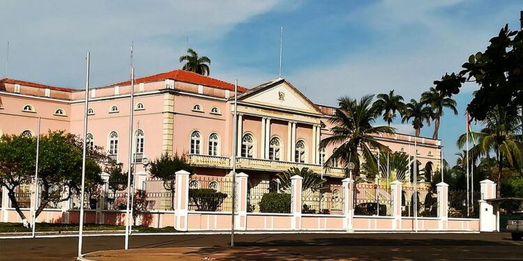 São Tomé e Príncipe vai acolher a XIV Conferência de Chefes de Estado e de Governo da CPLP 11 sao tome palacio presidencial