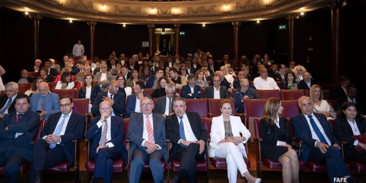 Secretário de Estado das Comunidades Portuguesas presidiu à Gala dos Portugueses de Valor em Fafe 11 Gala dos Portugueses de Valor em Fafe